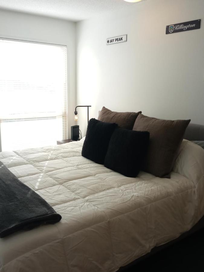 Village Center 2 Bedroom Condo Big White Kültér fotó