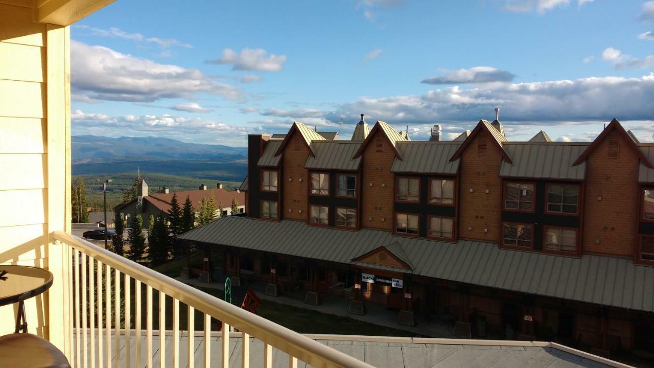 Village Center 2 Bedroom Condo Big White Kültér fotó